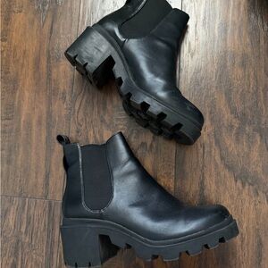 Black Steve Madden Chunky Ankle Boots